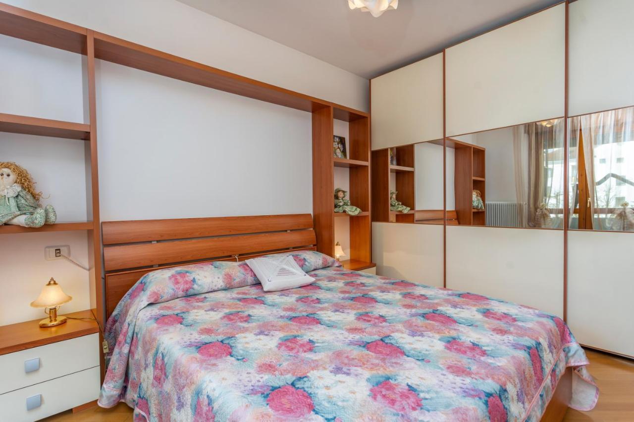 Ai Gelsomini - Lovely Flat With Terrace And Parking! Udine Buitenkant foto