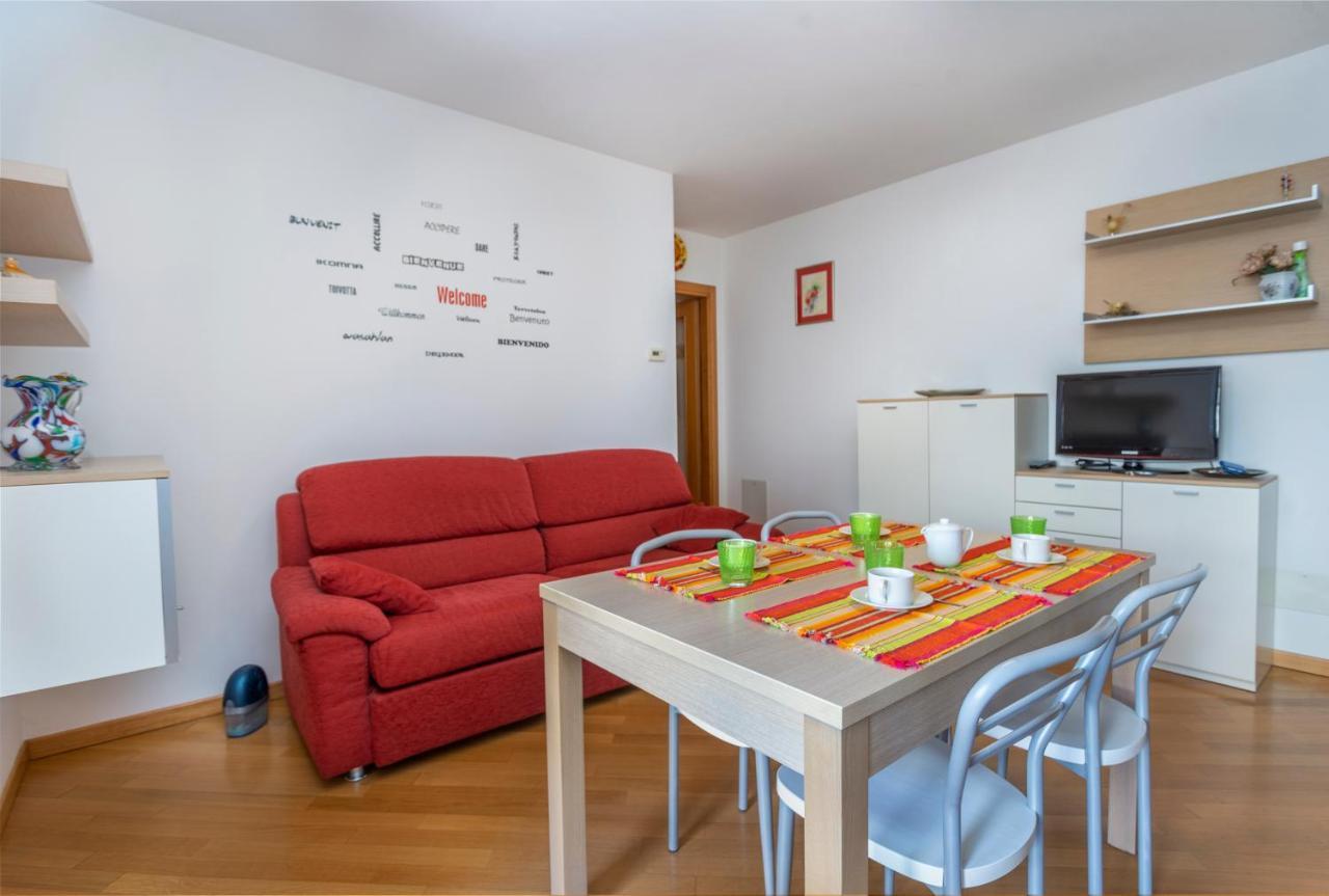 Ai Gelsomini - Lovely Flat With Terrace And Parking! Udine Buitenkant foto