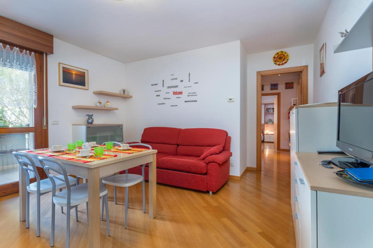 Ai Gelsomini - Lovely Flat With Terrace And Parking! Udine Buitenkant foto